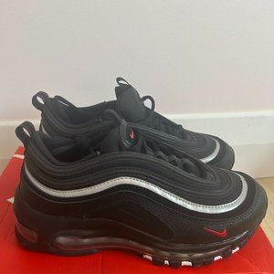 NIKE AIR MAX 97 GS YOUTH SIZE 5Y BLACK/BLACK SPORT RED WHITE NEVER WORN